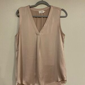 R label Pink Sleeveless Blouse with V-neckline and Relaxed Fit